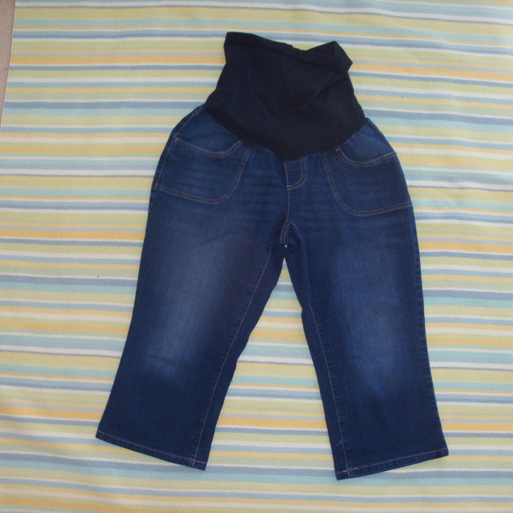 Motherhood Maternity Jean Capri Medium